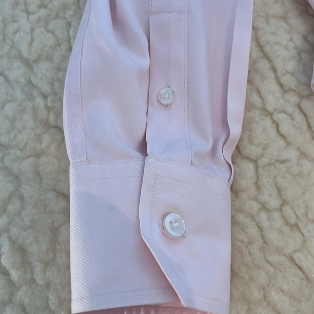 Jones New York men’s dress shirt in a pale pink shade in Great condition. - Picture 10 of 11